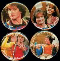 #CH136  - Set of 4 Different Large Scarce Mork and Mindy Pinbacks