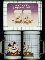 #MS066 - Chickens Tin Salt and Pepper Shakers in Illustrated Box