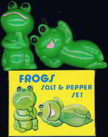 #MS056 - Frogs Salt and Pepper Shaker in Illustrated Box