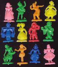 #TY105 - Group of 12 Dolls of all Nations Charms