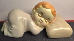 #MISCELLANEOUS405.5 - Sleeping Baby Girl Cake Topper