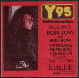 ##MUSICBP2221 - Bon Jovi / Skid Row Cloth OTTO Backstage Pass 1989 Concert