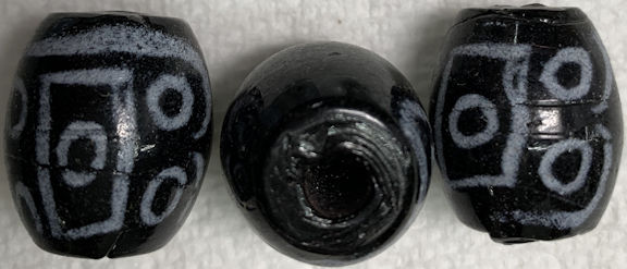 #BEADS0170 - Group of 4 Large Heavy Glass 22mm Black and White Tibetan Dzi Blessings Beads