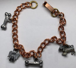 #BEADS0891 - Copper Charm Bracelet with Dogs and Dog Bones - Dachshund