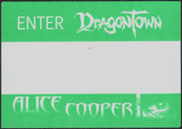 ##MUSICBP0581 - Horizontal 2001 Alice Cooper OTTO Cloth Backstage Pass from the Dragontown Tour