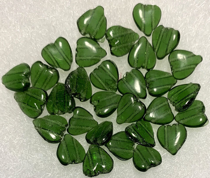 #BEADS0988 - Group of 30 Very Old Sew On 9mm Tranparent Green Heart Shaped Beads
