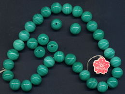 #BEADS0790 - Group of 36 Large 12mm Green Swirled Glass Cherry Brand Beads