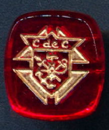 #BEADS0787 - 16mm Ruby Glass Knights of Columbus C de C Intaglio