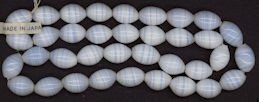 #BEADS0646 - Strand of 36 Large Rare Pre War Ja...