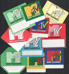 ##MUSICBP0136 - Group of 10 different MTV OTTO backstage passes