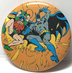 #CH509 - Rare Licensed 1982 Batman and Robin Pinback - Licensed DC Comics