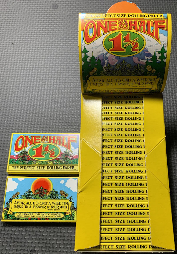 #MSH044 - Group of 4 Full Booklets of Head Hippie Era Rolling Papers - Turns to a Flower in Your Mind