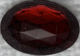 #BEADS0161 - Oblong 15mm Ruby Glass Rauten Rose Rhinestone