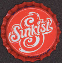 #BF098 - Group of 10 Sunkist Orange Plastic Lin...