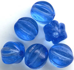 #BEADS0950 - Group of Eight 10mm Transparent Blue Japanese Glass Beads