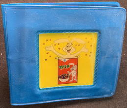 #CH728 - Group of 2 Trix Magic Motion Wallet Cereal Premiums - Flicker Action