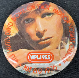 ##MUSICBQ0209 - Group of 4 1978 David Bowie Pinback Button from the May 1978 Concert at Madison Square Gardens