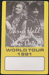 ##MUSICBP1526 - Hall and Oates OTTO Cloth Backstage Pass from the 1991 World Tour