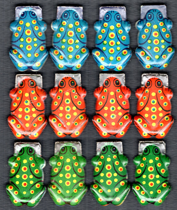 #TY046 - Group of 12 Tin Frog Clickers - Japan