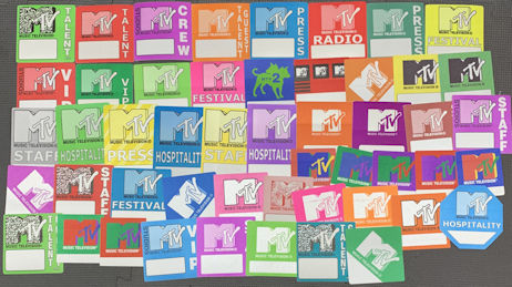 ##MUSICBP2143 - Group of 50 different MTV OTTO Backstage Passes