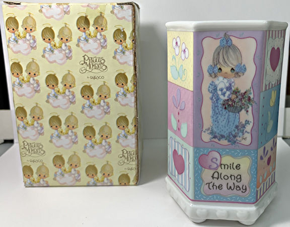 #MISCELLANEOUS328 - Enesco Precious Moments Ceramic Pencil Cup - Girl with Flowers - Original Box